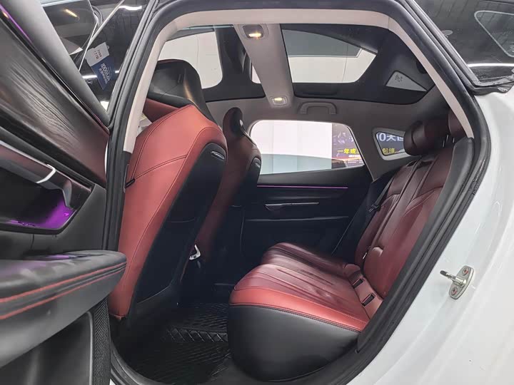 Фото 7 - XPeng P7