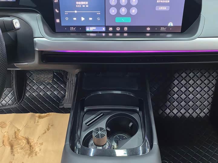 Фото 8 - XPeng P7