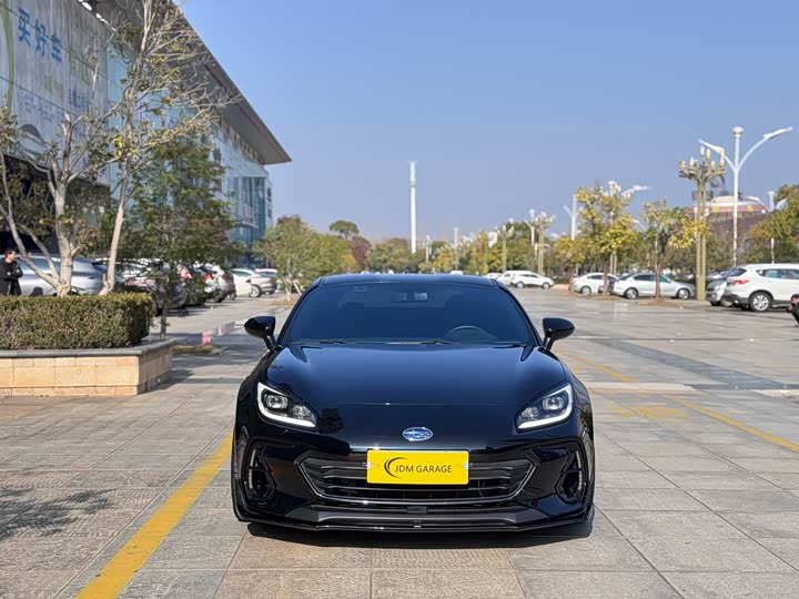 Фото 2 - Subaru BRZ