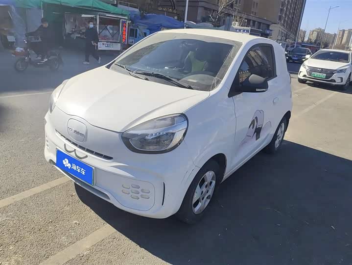 Фото 1 - Roewe Clever