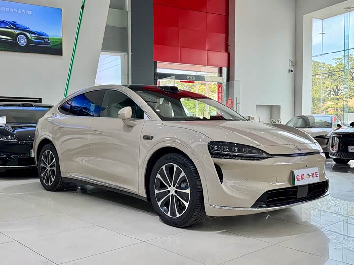 Фото 3 - Luxeed R7