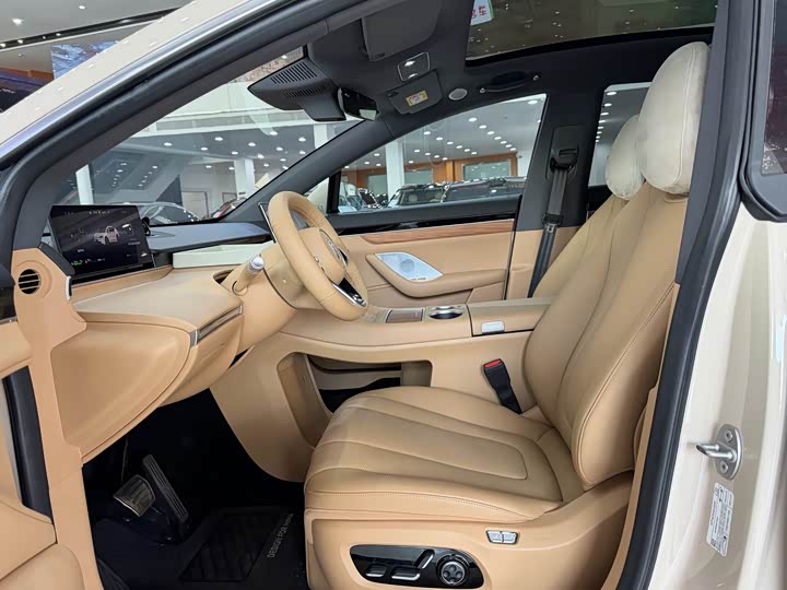 Фото 9 - Luxeed R7