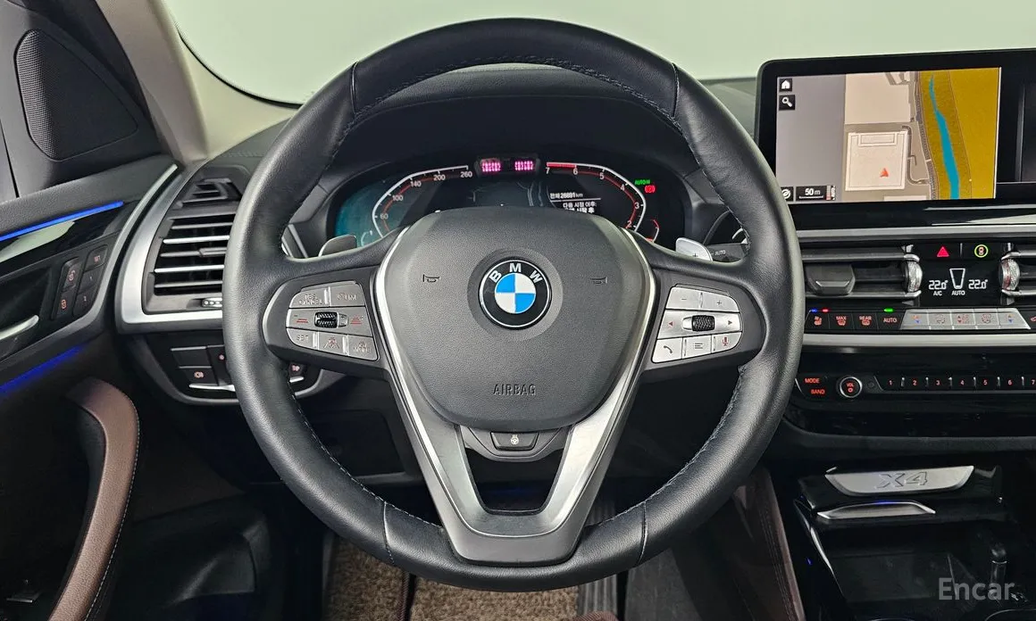 Фото 16 - BMW X4