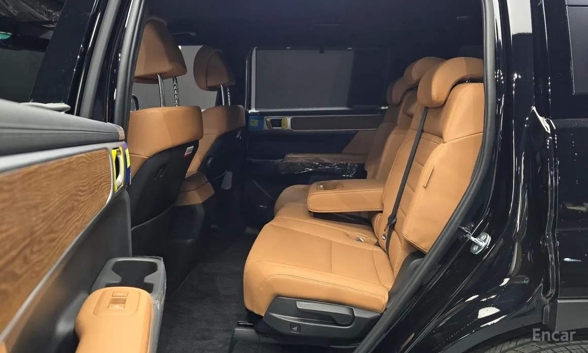 Фото 12 - Hyundai Santa Fe