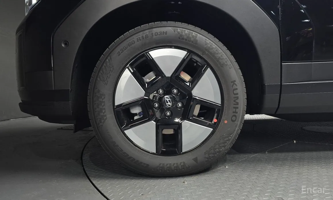 Фото 5 - Hyundai Santa Fe