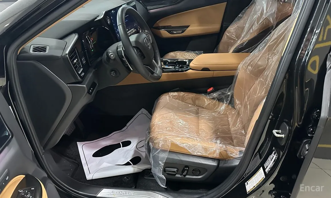 Фото 10 - Lexus NX