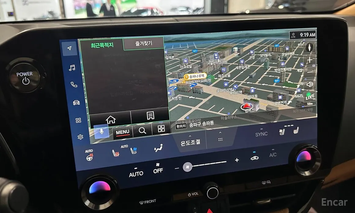 Фото 17 - Lexus NX