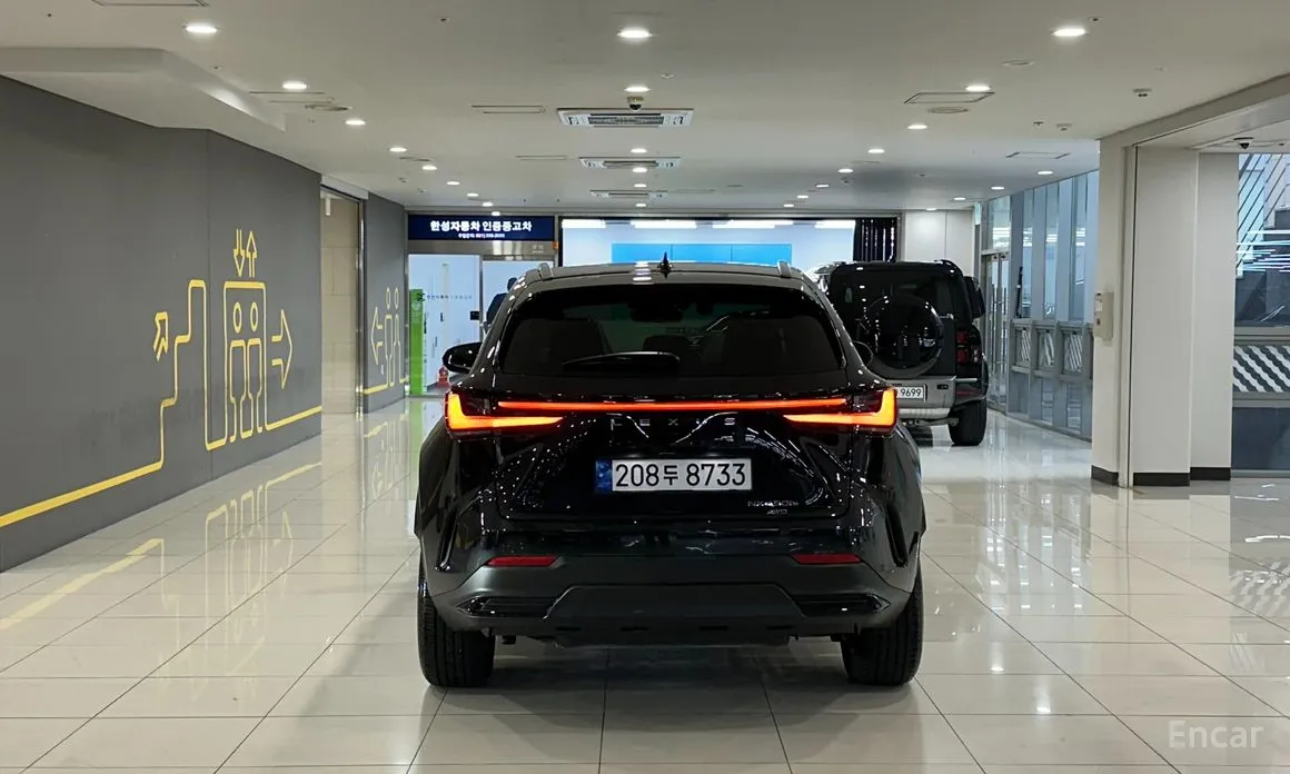 Фото 4 - Lexus NX