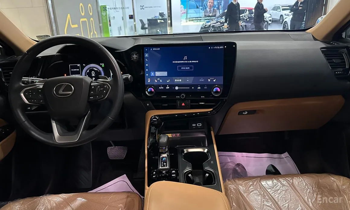 Фото 7 - Lexus NX