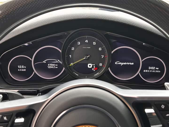 Фото 9 - Porsche Cayenne Hybrid