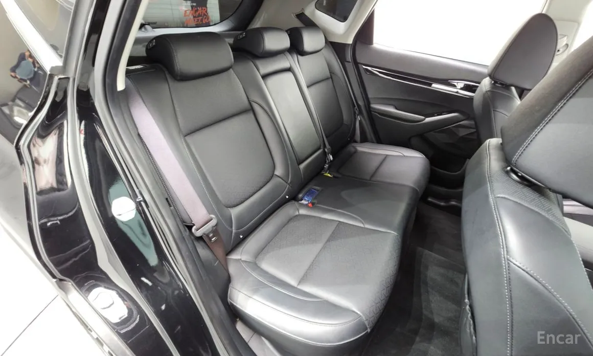 Фото 13 - Kia Seltos