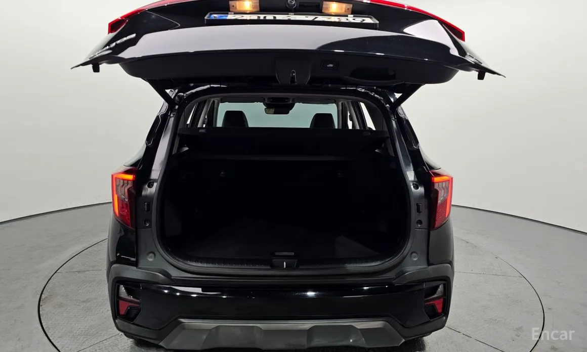 Фото 19 - Kia Seltos