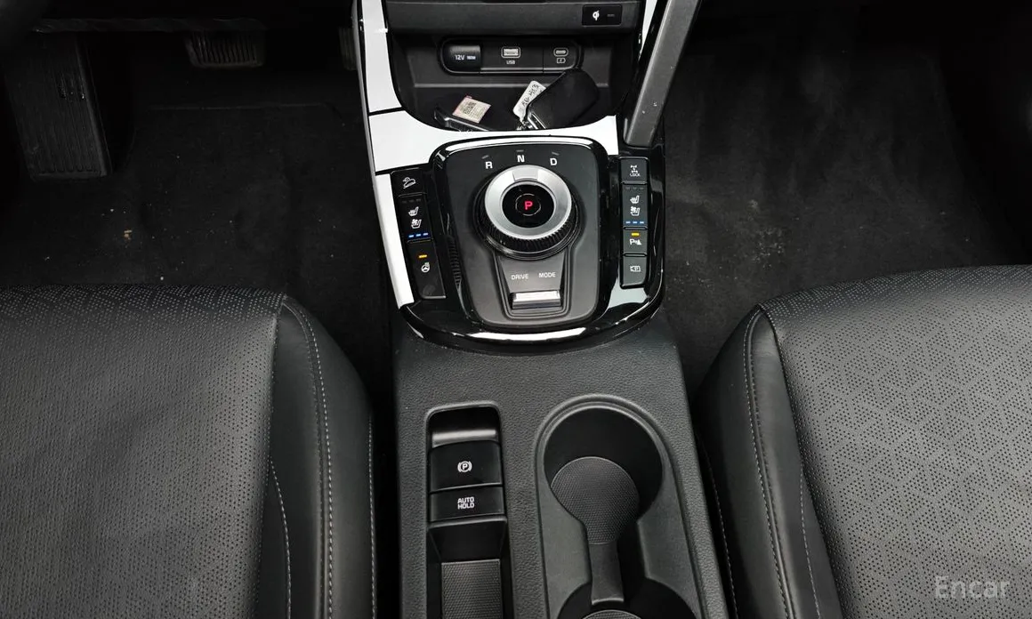 Фото 9 - Kia Seltos