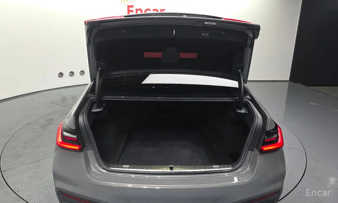 Фото 20 - BMW 7 Series