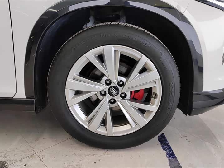 Фото 6 - Bestune B70S