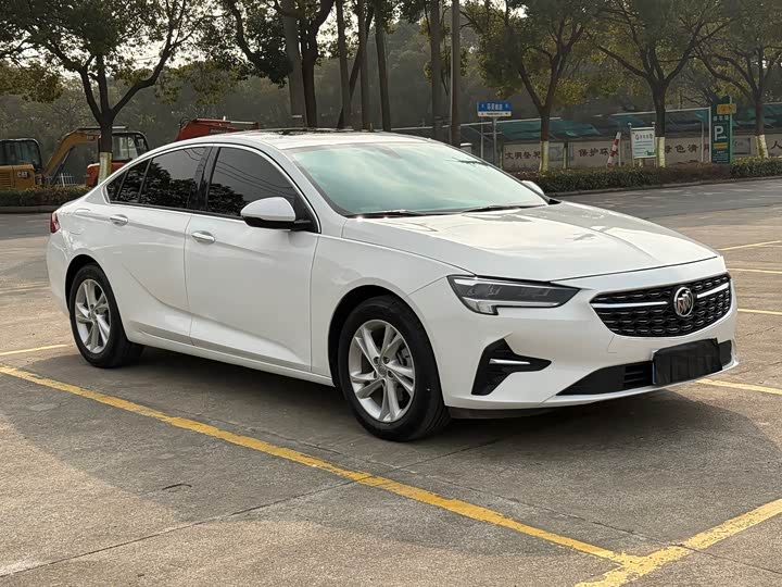 Фото 3 - Buick Regal