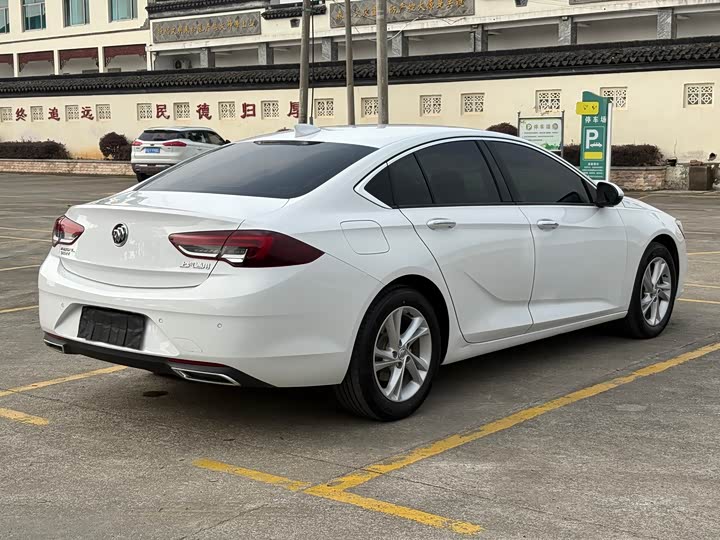 Фото 6 - Buick Regal