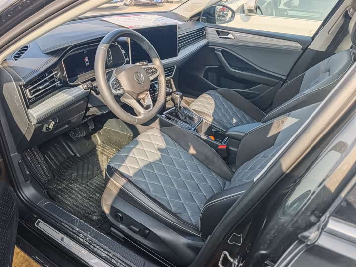 Фото 4 - Volkswagen Sagitar L