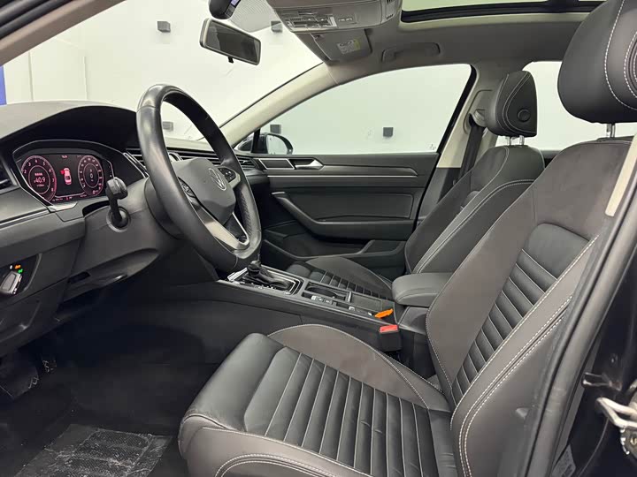 Фото 4 - Volkswagen Magotan