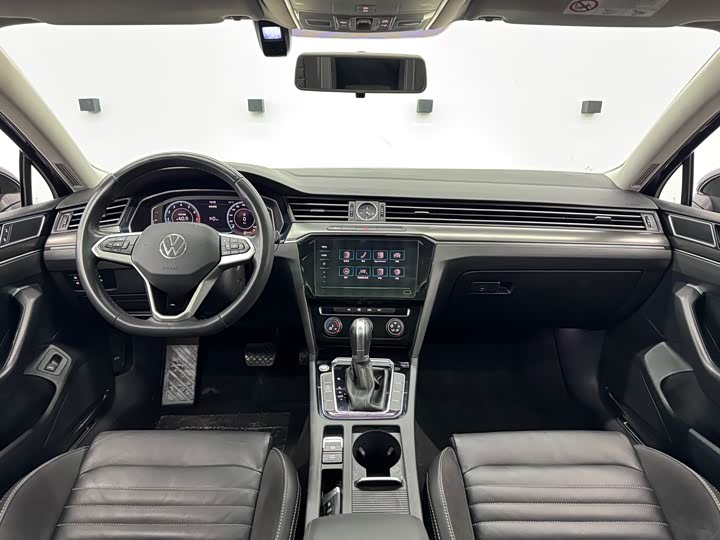 Фото 7 - Volkswagen Magotan