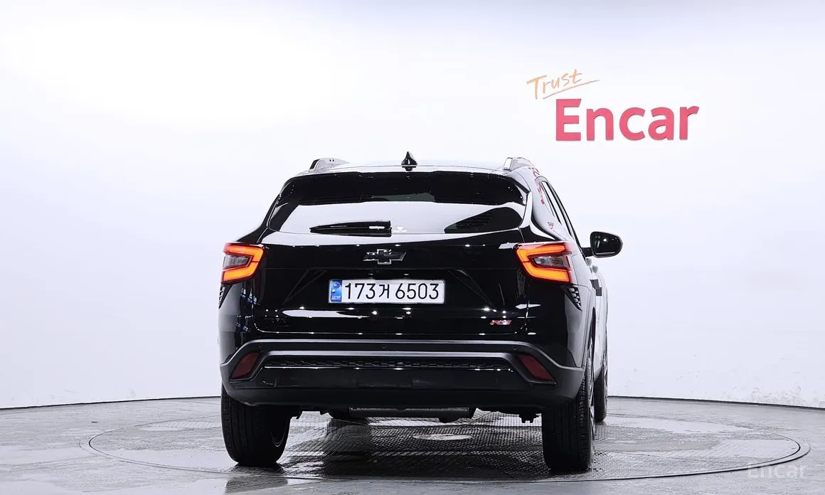 Фото 4 - Chevrolet Trax