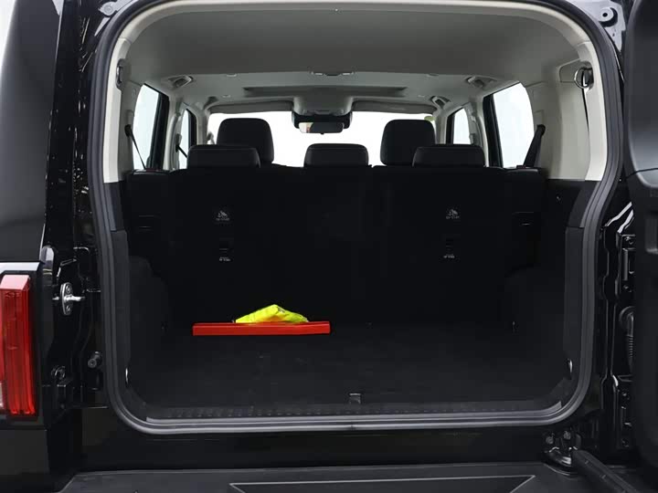 Фото 8 - Tank 300