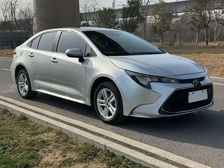 Фото 3 - Toyota Levin