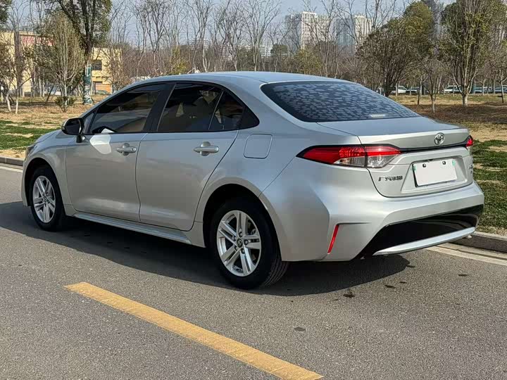 Фото 9 - Toyota Levin