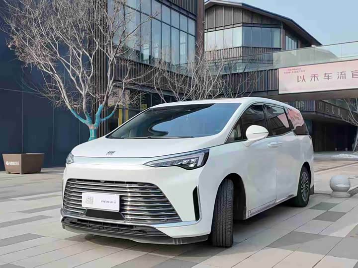 Фото 1 - Buick GL8 Century