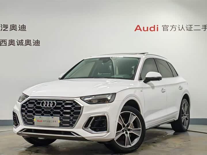 Фото 1 - Audi Q5L