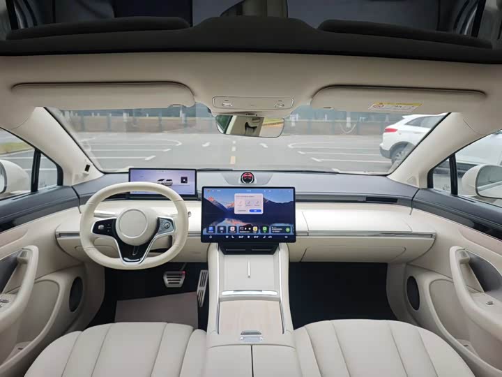 Фото 6 - Luxeed S7