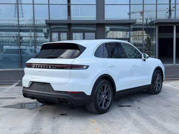 Фото 5 - Porsche Cayenne