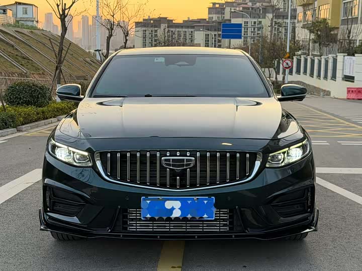 Фото 2 - Geely Preface