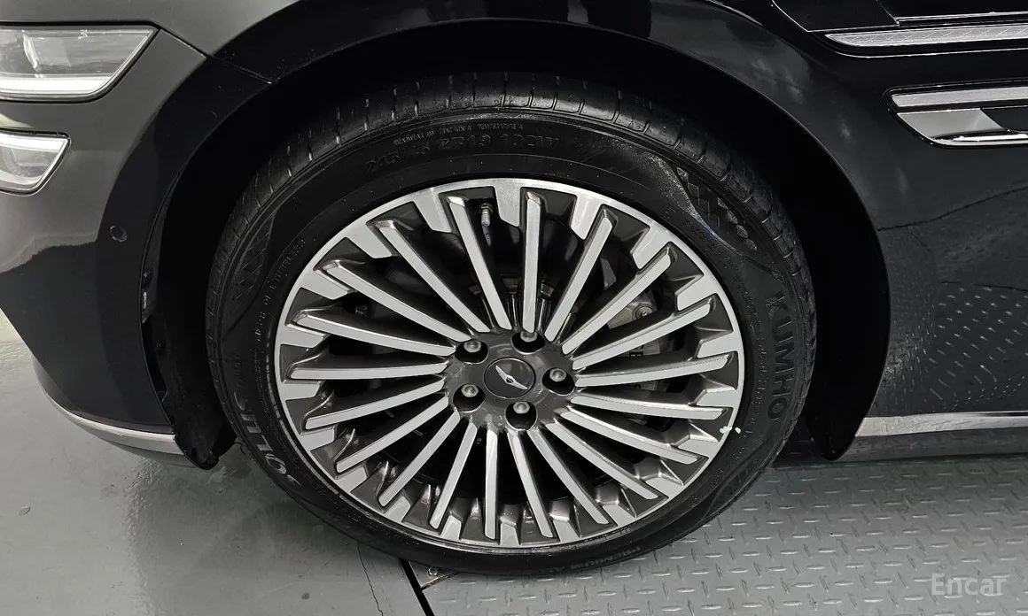 Фото 5 - Genesis G80