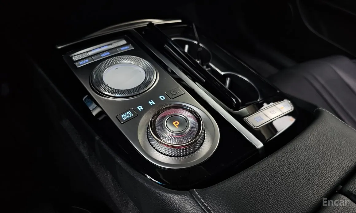 Фото 9 - Genesis G80