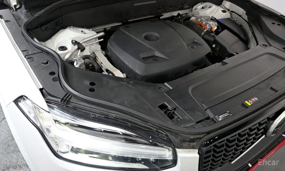 Фото 6 - Volvo XC90