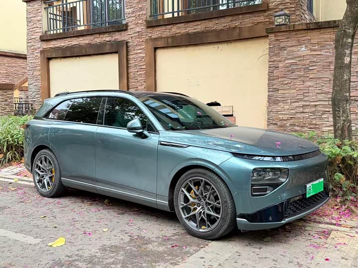 Фото 1 - XPeng G9