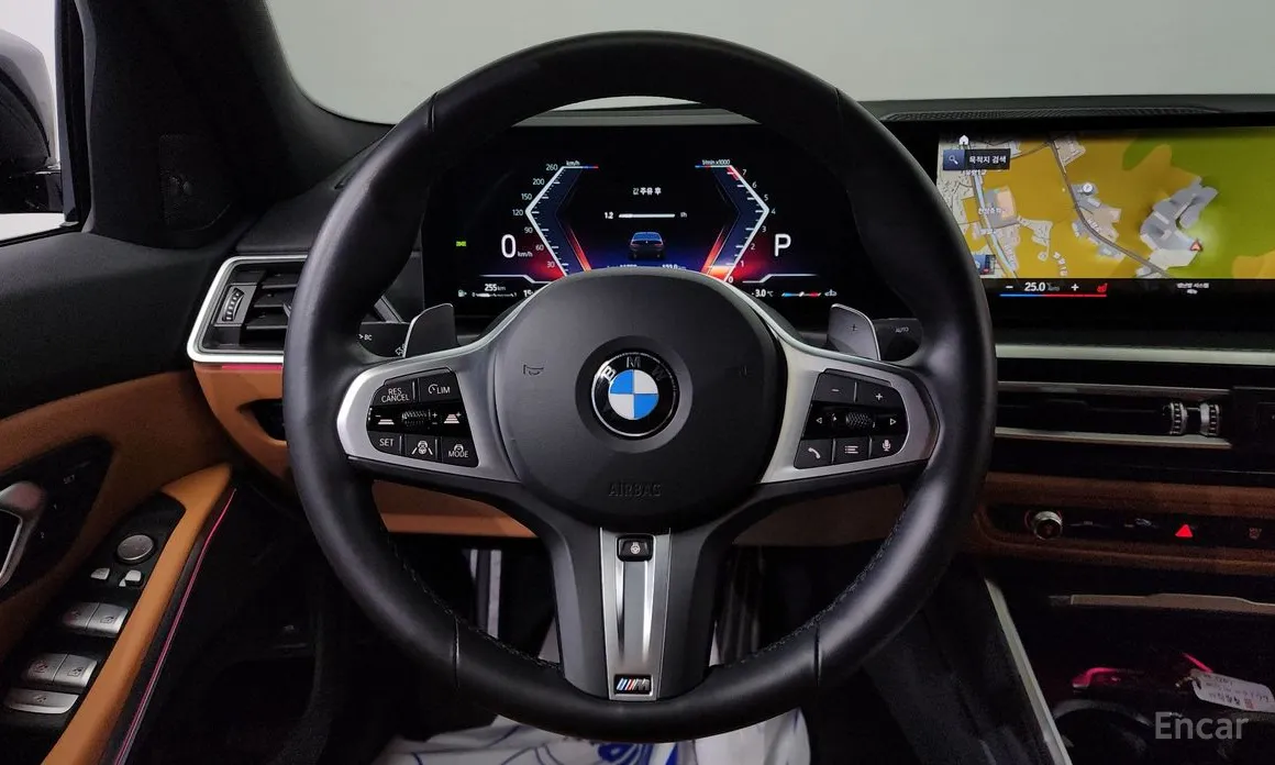 Photo 12 - BMW 3 Series