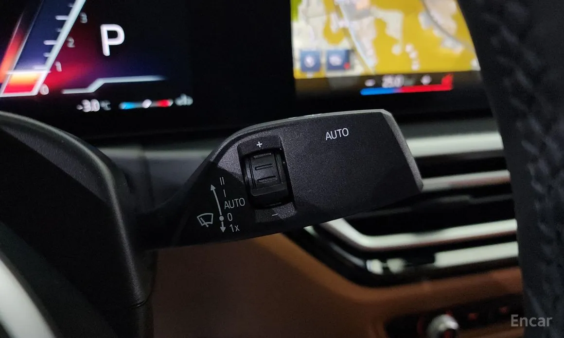 Photo 13 - BMW 3 Series