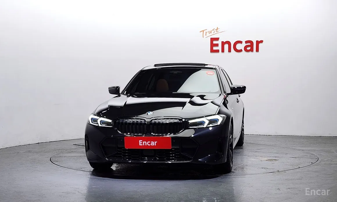 Photo 3 - BMW 3 Series