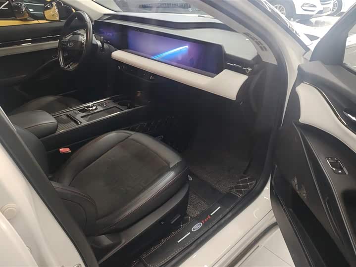 Фото 8 - Ford Mondeo