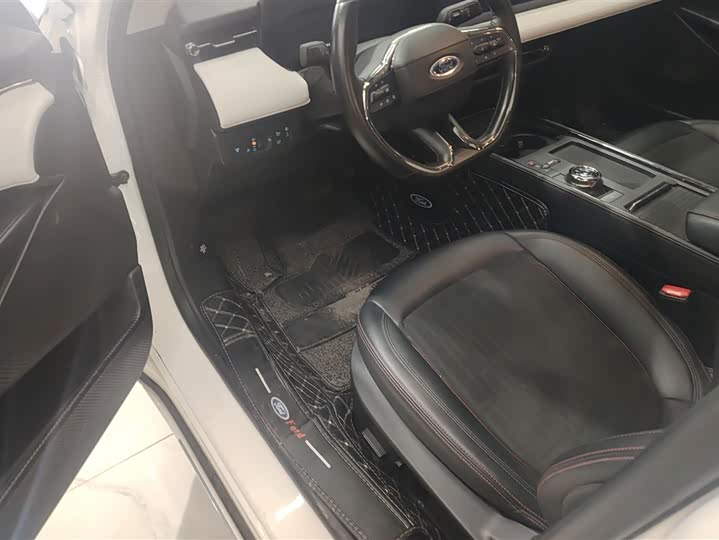 Фото 9 - Ford Mondeo