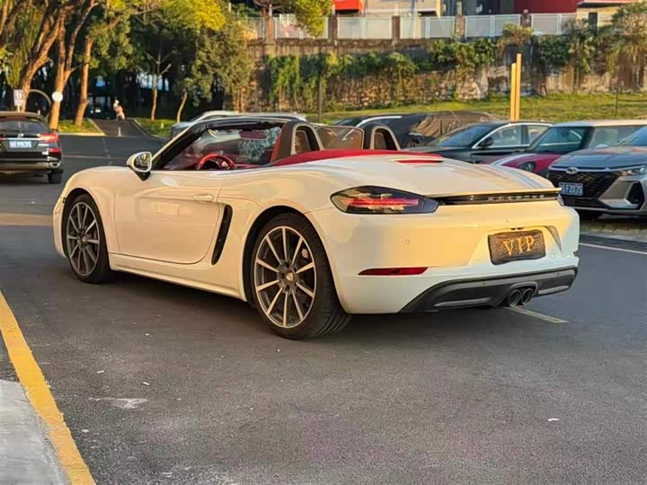 Фото 9 - Porsche 718