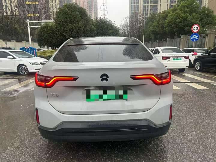 Фото 7 - Nio EC6