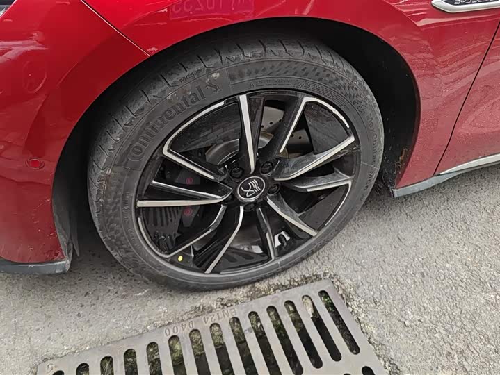 Фото 6 - BYD Han