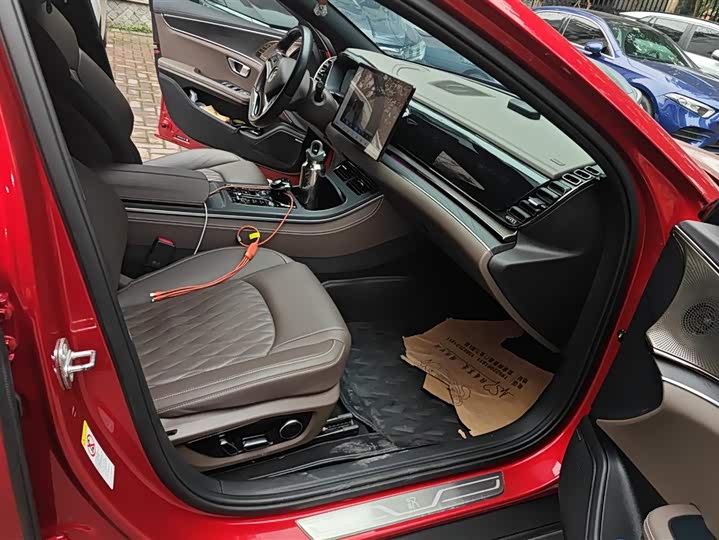 Фото 8 - BYD Han