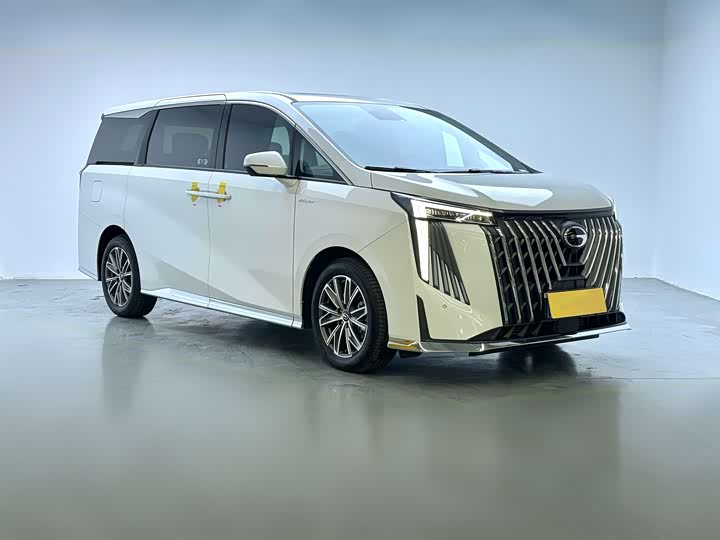 Фото 3 - GAC Trumpchi M8