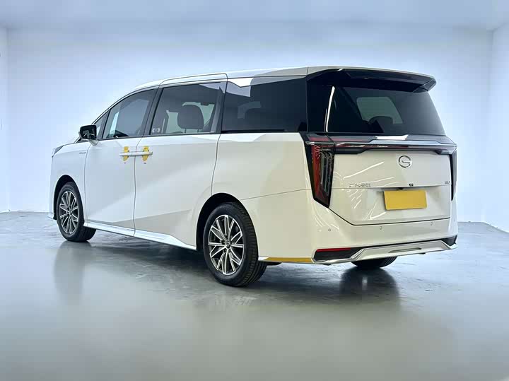 Фото 6 - GAC Trumpchi M8