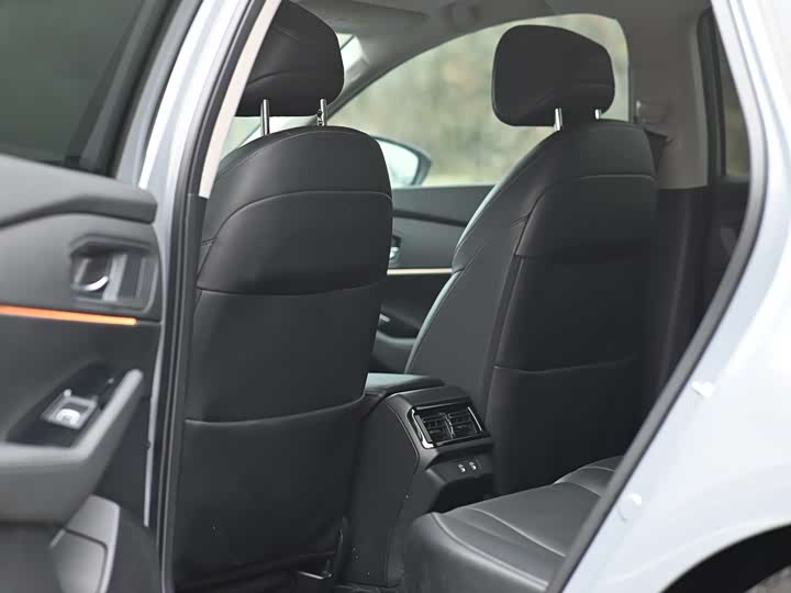 Фото 5 - Honda Inspire