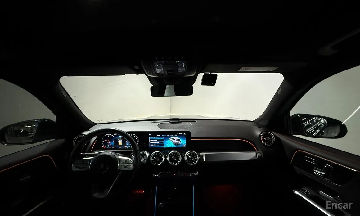 Фото 13 - Mercedes-Benz GLB-Class